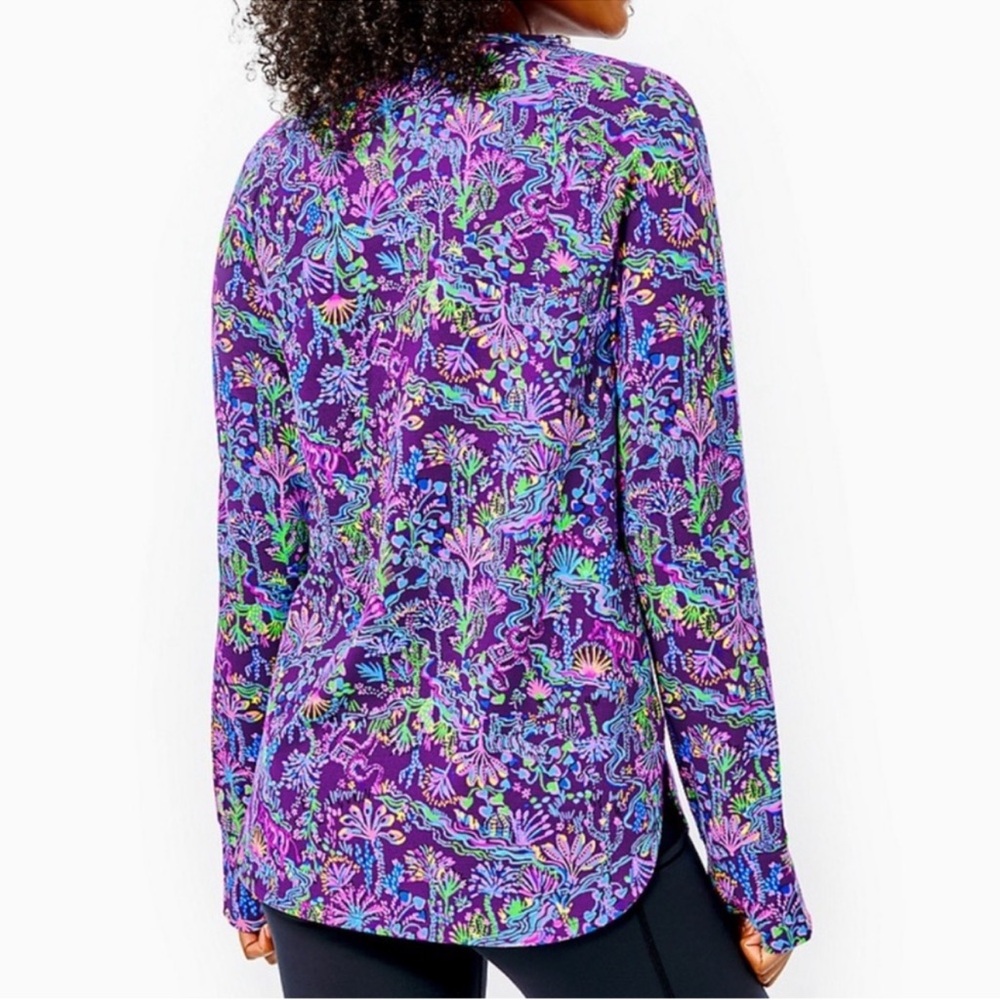 Lilly Pulitzer Luxletic Purple Berry Colony Conga Blythe Pullover UPF 50+ Top ~ - Picture 3 of 14